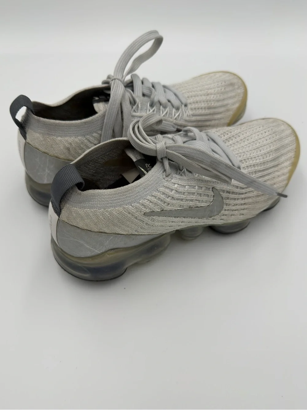 Nike Air Vapormax Flyknit 3 Silver Grey Women's Size 6 AJ6910-101 Running Shoe